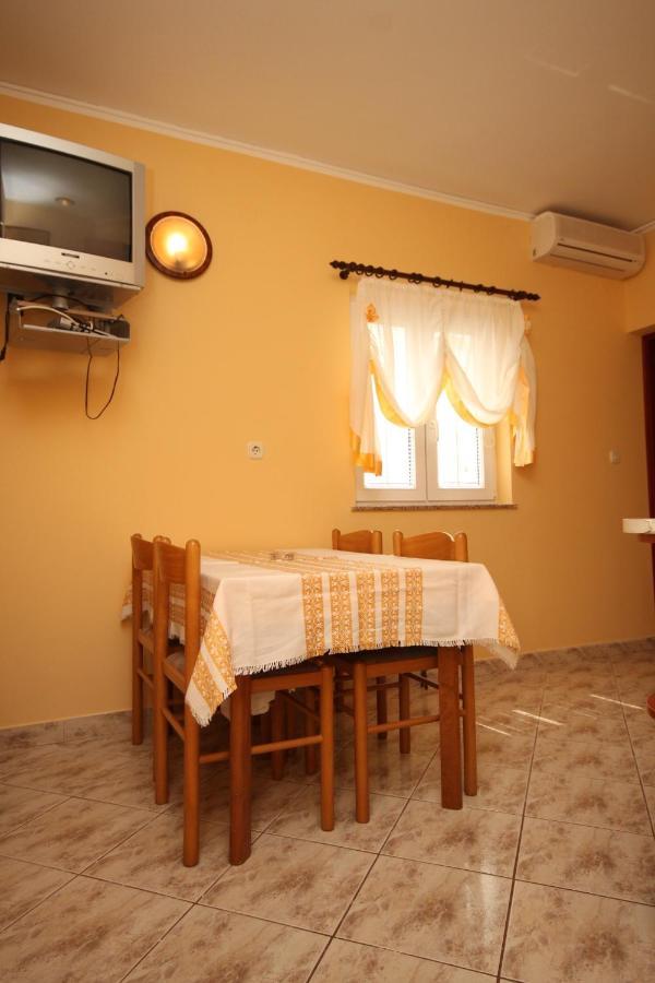 Apartments By The Sea Stara Novalja, Pag - 6469 Exteriör bild