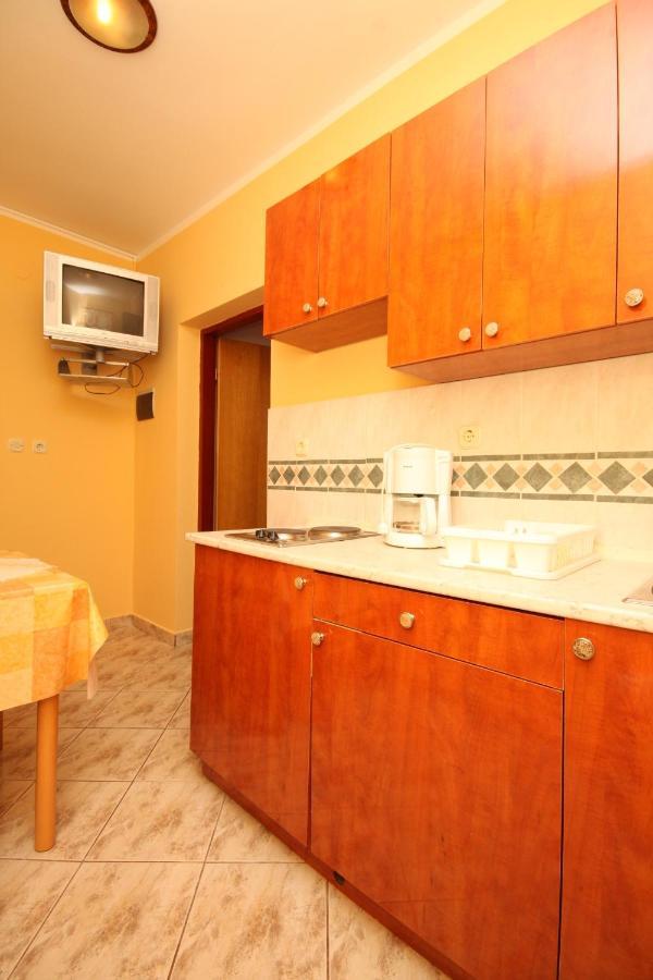 Apartments By The Sea Stara Novalja, Pag - 6469 Exteriör bild